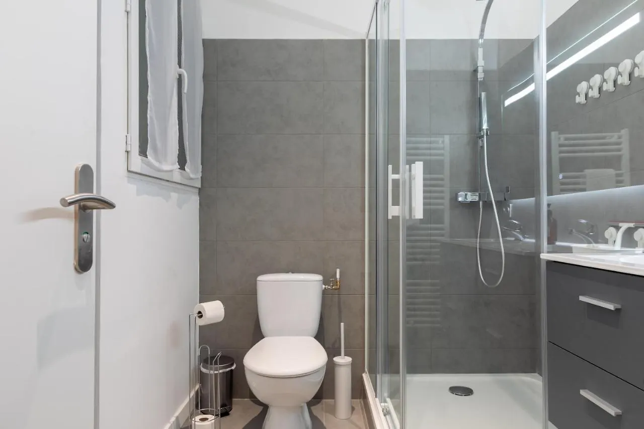 Le Divillien - Bel Et Grand Appartement Idealement Situe Marseille 0*,